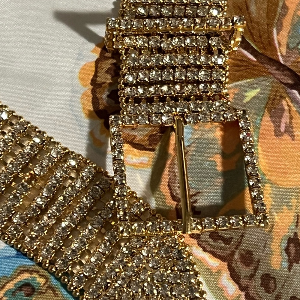 Gold rhinestone belt